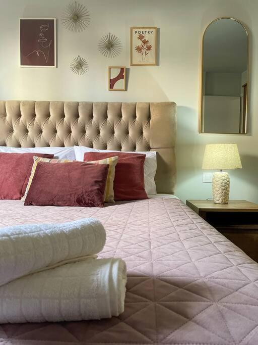 Stylish And Central Apt Near Acropolis - Avdi Square أثينا المظهر الخارجي الصورة